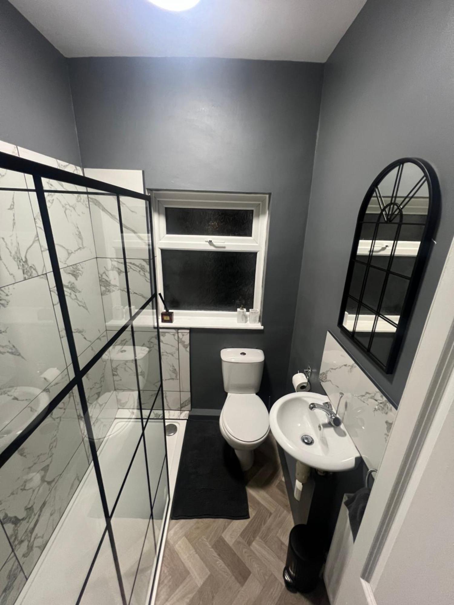 Cosy Home Perfect For Families And Contractors With Free Parking Darlington  Kültér fotó