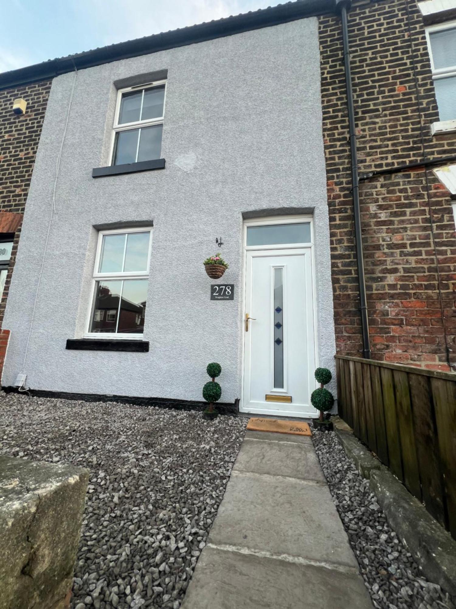 Cosy Home Perfect For Families And Contractors With Free Parking Darlington  Kültér fotó
