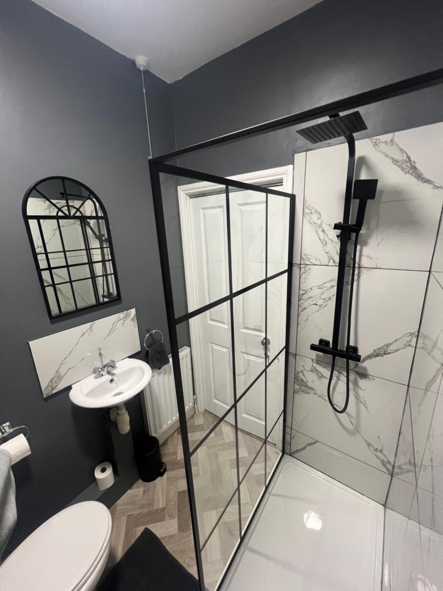 Cosy Home Perfect For Families And Contractors With Free Parking Darlington  Kültér fotó